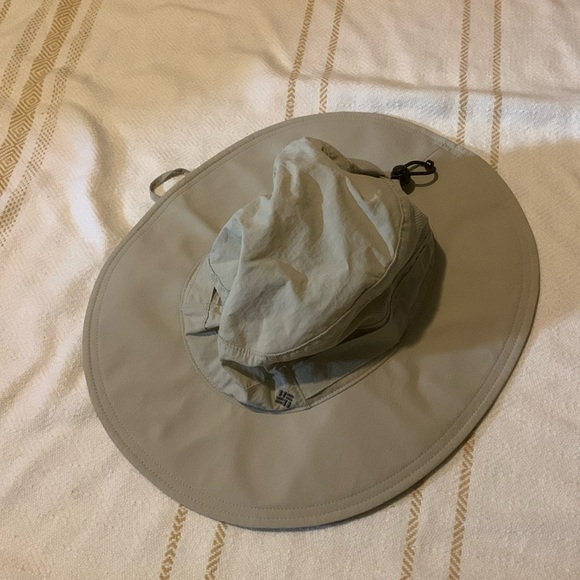 Columbia Other - Columbia Bora Bora Booney II Hat